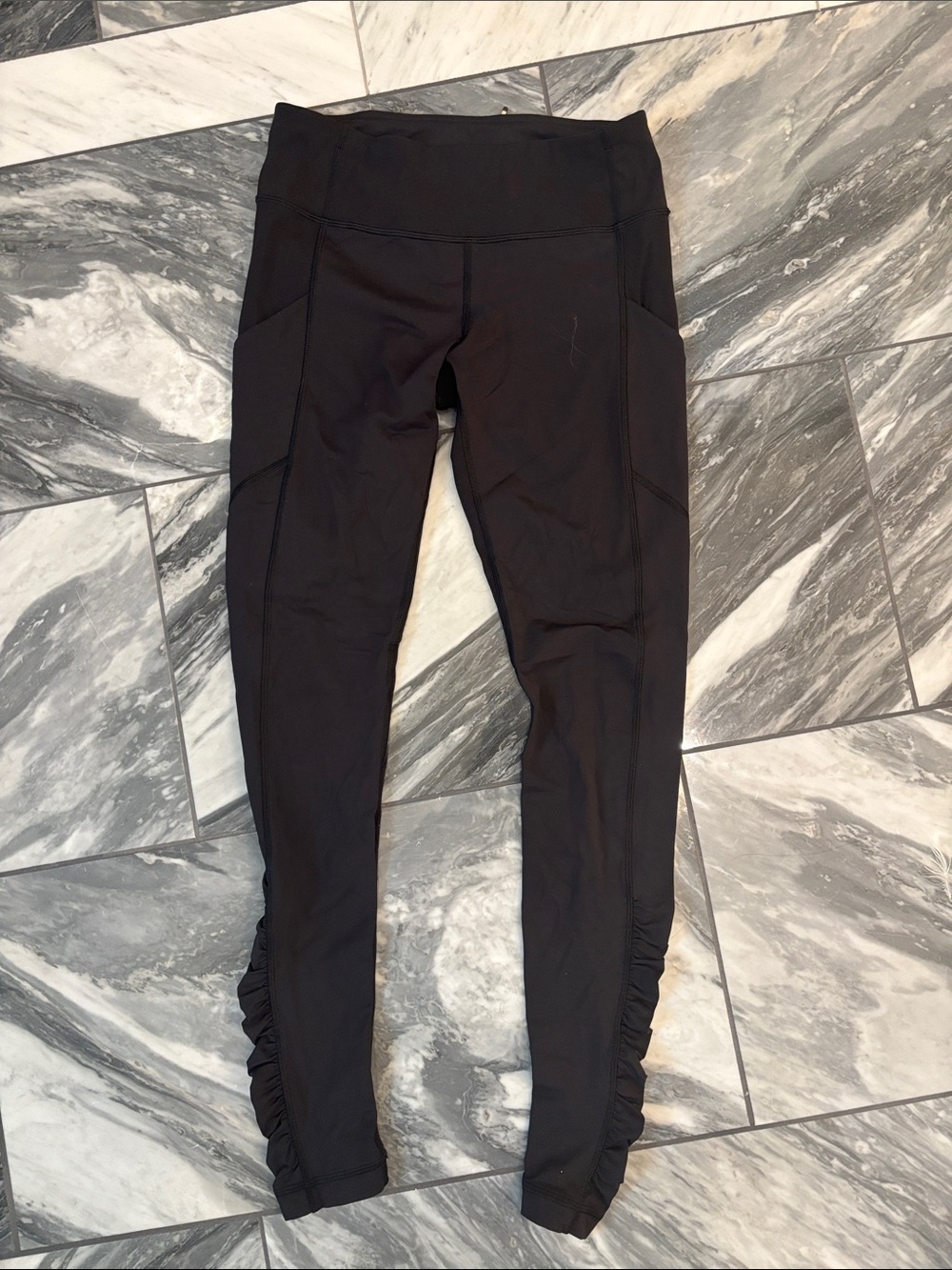 Lululemon Black High-Waist Ruched Leg Active Leggings - Picture 1 of 3